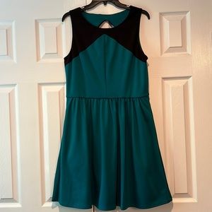 Jessica Simpson Teal Dress Cut-Out Back